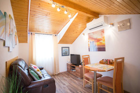 House Sandra - Guest House