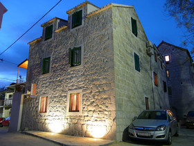House Sandra - Guest House