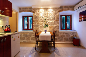 House Sandra - Guest House