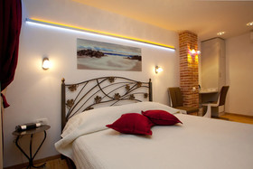 House Sandra - Guest House