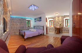 House Sandra - Guest House