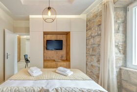 InMotion Luxury Rooms