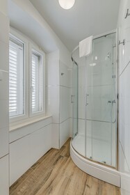 InMotion Luxury Rooms