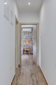 InMotion Luxury Rooms