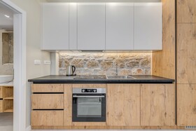 InMotion Luxury Rooms