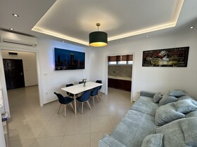 Iris Oasis