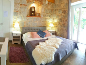 Jes boutique rooms