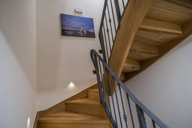 JR Luxury Guesthouse 2