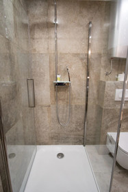 JR Luxury Guesthouse 2