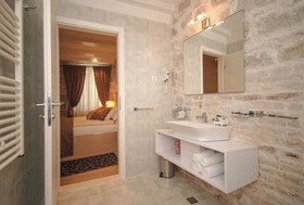 Lanterna Rooms