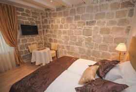 Lanterna Rooms