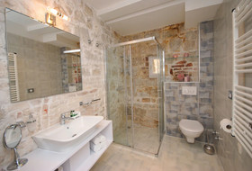 Lanterna Rooms