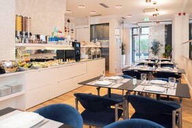 Luxe Boutique Hotel