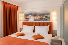 Luxe Boutique Hotel
