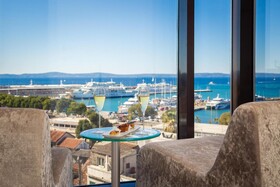 Luxe Boutique Hotel