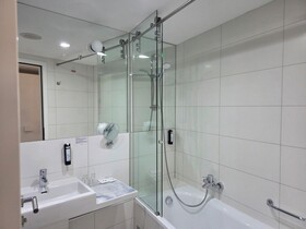 Luxe Boutique Hotel