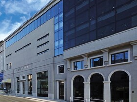 Luxe Boutique Hotel