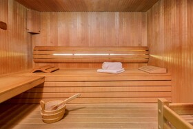 Luxe Boutique Hotel