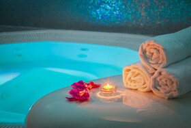 Luxe Boutique Hotel
