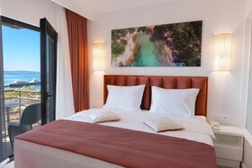 Luxe Boutique Hotel