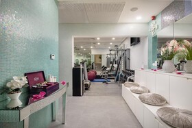 Luxe Boutique Hotel