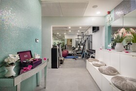 Luxe Boutique Hotel