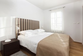 Luxury Apartments Leone