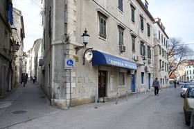Luxury Apartments Leone