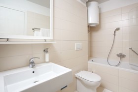 Luxury Apartments Leone