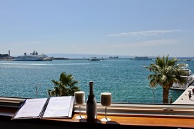 Galeria Valeria Seaside Downtown
