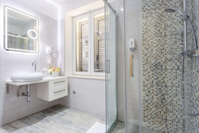 Luxury Rooms Floramye