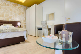 Luxury Rooms Floramye