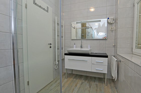 Luxury Rooms Nirvana