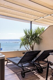 Luxury Rooms Seven