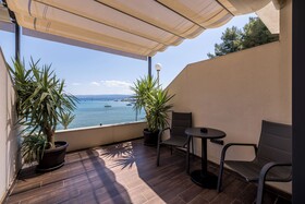 Luxury Rooms Seven