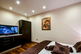 Palace Suites