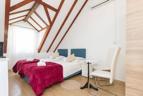 Peruzovic Rooms & Apartments