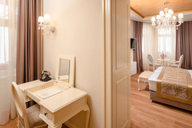 Piazza Heritage Hotel