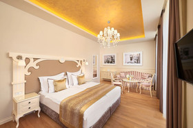 Piazza Heritage Hotel