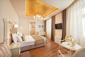Piazza Heritage Hotel
