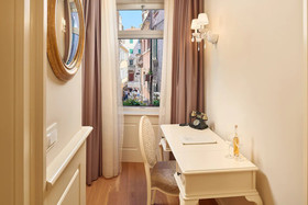 Piazza Heritage Hotel