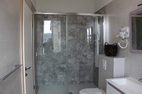 Pietra Rossa Luxury Rooms