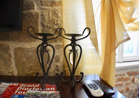 Pietra Rossa Luxury Rooms