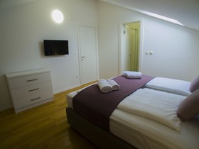 Presidential Suites Chica Cure