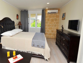 Palace Queen Mary Luxury Rooms