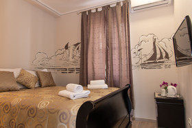 Palace Queen Mary Luxury Rooms