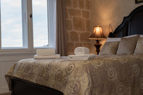 Palace Queen Mary Luxury Rooms