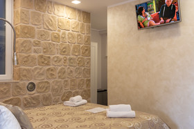 Palace Queen Mary Luxury Rooms