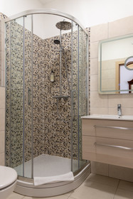 Palace Queen Mary Luxury Rooms