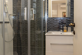 Palace Queen Mary Luxury Rooms